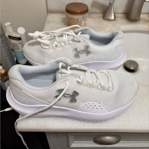 Under Armour White and Gray Women's Shoes
New never worn